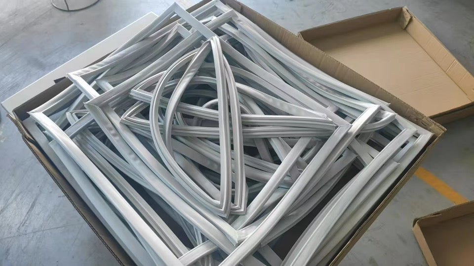 Commercial Refrigeration Door Gasket – OEM Replacement & Custom Extrusion Profiles
